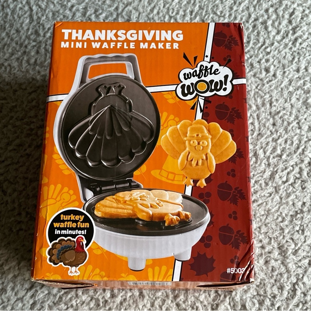 CucinaPro Mini Waffle Maker Thanksgiving Turkey-Shaped Holiday Party NEW in Box